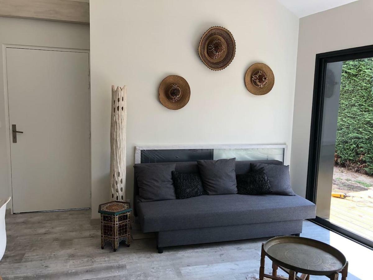 Guesthouse Proche Bordeaux เอซีนส์ ภายนอก รูปภาพ